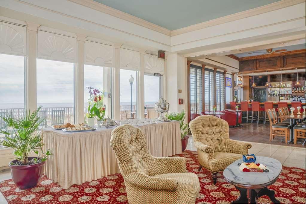 Hilton Garden Inn Ocean City Oceanfront Интерьер фото